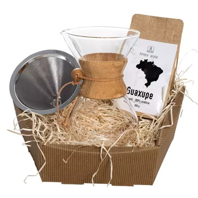 Coffret cadeau avec cafetière pour le buveur de café